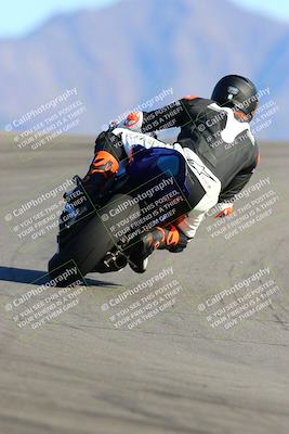 media/Jan-09-2022-SoCal Trackdays (Sun) [[2b1fec8404]]/Turn 12 Backside (130pm)/